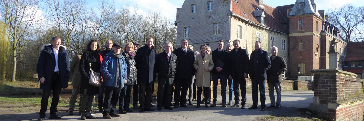Ministerin besucht Schloss Senden